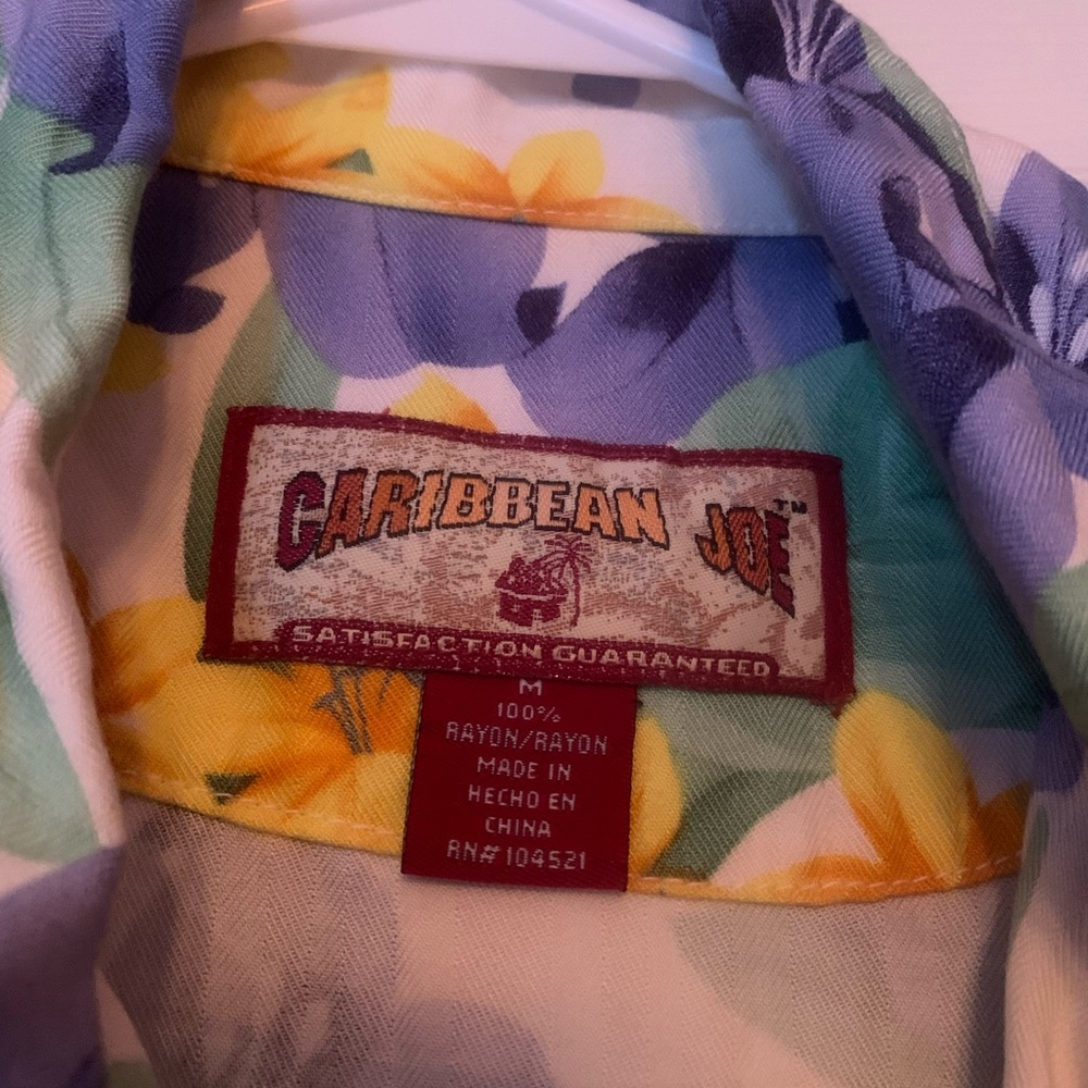 Hawaiian shirt, size M - Picture 2 of 2